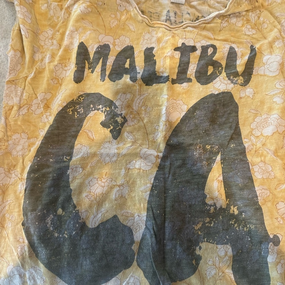 Magnolia Pearl short sleeve T-Shirt one of a Kind!
